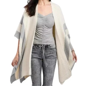 Anthropologie Saturday Sunday Poncho Damen creme grau flauschiger Rippstrick Pullover - Bild 1 von 11