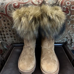 Bamboo Women’s Brown Round Toe Vegan Suede Faux Fur Tall Platform Boots Size 9 - Picture 1 of 4