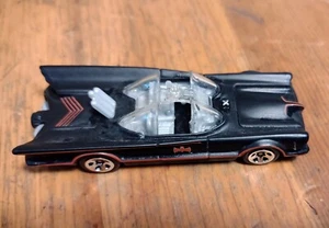 Hot Wheels Batman 1966 Batmobile Clear Windows K6147 - Picture 1 of 4