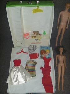 Vintage 1968 The World Of Barbie Puppenkoffer Mattel Ken, Midge, Zubehör - Bild 1 von 20