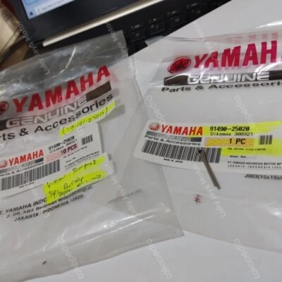 Pin Cotter genuino Yamaha YZF R3/MT 03 2015-2024 paso delantero/trasero 91401-25015 Foto 1 de 3