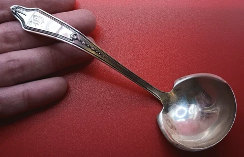Vintage SSMC Saart Brothers Sterling Silver Rosemary Small Cream "B" monogram Cover