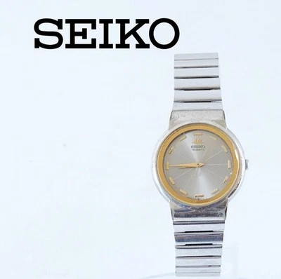 Reloj de cuarzo Seiko para dama esfera beige correa plateada batería 5Y91-6040 Foto 1 de 4
