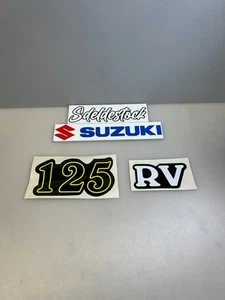 lot emblème stickers rv 125 suzuki 68141-27660 + 125 1973 1977 - Picture 1 of 4