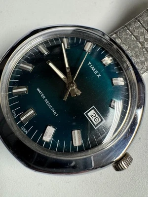 Timex Vintage 1976 Marlin 38MM Hexagon  Seaweed Green 27750 02576 Runs Good - Image 1 of 4