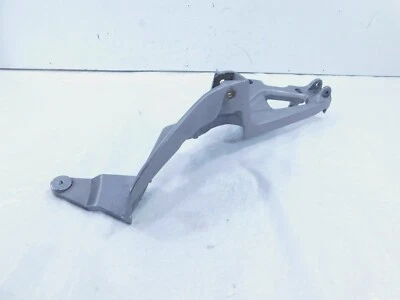 Soporte de montaje de clavija reposapiés derecho Honda NT700 NT700V NT700VA Deauville Foto 1 de 4