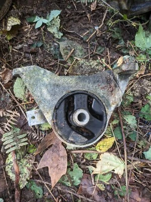 Saab Original 9-3,93 Mount Used match picture mount subframe Trans Engine - Image 1 of 3