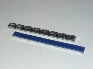 2 pesi adesivi moto Hofmann tipo 706 piombo 40 g cromato >980210-2< - Foto 1 di 1