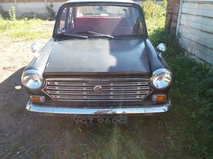 Austin 1300 automatic car - Picture 1 of 12