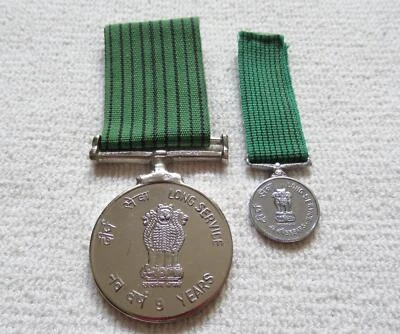 India Army Medal Service Decoration For 9 Years + Miniature On Ribbon! - Image 1 of 3
