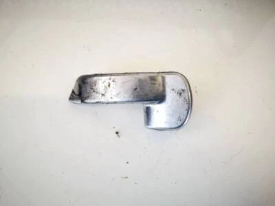 Manija puerta interior audi a4 2001, trasera izquierda 8318g, original #2052589-69 Foto 1 de 4