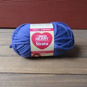 Red Heart Strata Yarn 3.5 oz 95 yds Navy Acrylic Nylon -Y3 - Picture 1 of 6