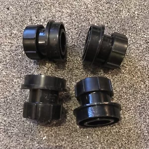 4x 32mm Adattatore Boss Tubo Terreno 1.1/4” Tubo Nero Polipipe SN66B Adatto Cinghia/Tee - Foto 1 di 6