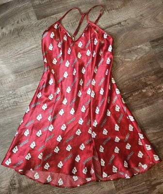 Sport Concepts Size Large Wisconsin Badgers Logo Negligee Nighty Pajamas Red - Image 1 of 4