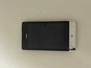 HTC Windows Phone 8s 4GB 4.0" 5MP Android Smartphone Cracked - Bild 1 von 2