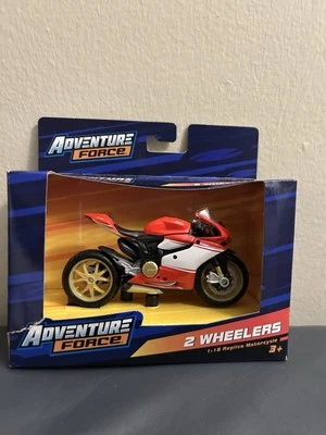 Adventure Force DUCATI 1199 SUPERLEGGERA MOTORCYCLE 1:18 - Image 1 of 4