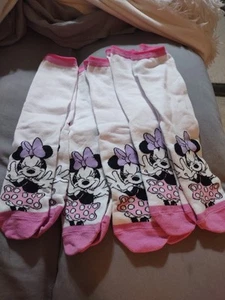 5 Pair Minnie Mouse Disney Socks Medium - Picture 1 of 4
