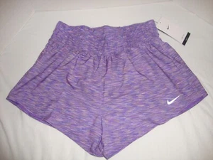 Nuevo con etiquetas Pantalones Cortos para Correr Nike HJ6347-521 Para Mujer Calce Suelto Púrpura Talla S - Imagen 1 de 9