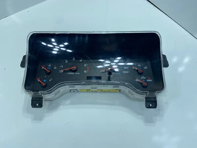 Grupo de velocímetro Jeep Wrangler Tj LHD MPH compatible con 01-02 187.513 millas Foto 1 de 4