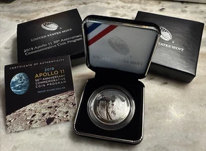 2019-P Apollo 11 50th Anniversary $1 Silver Proof (Box & COA) - Damaged Display - Picture 1 of 15