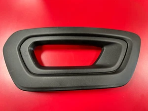 20-23 Ford Transit-150/250/350 Fog Light Bezel Passenger Front KK3Z17B814BC - Bild 1 von 10