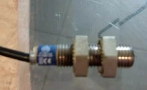 Détecteur inductif Télémécanique XS1N08PA340 12-24v M8 1,5mm - Imagen 1 de 2