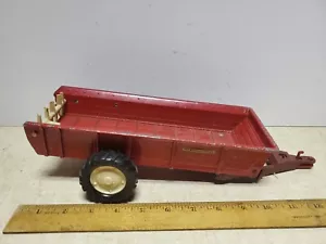 Toy 1970s Ertl, International Manure Spreader, No. 492, 1:16 Scale, Diecast - Picture 1 of 5