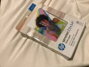 Carta fotografica HP 2,3 x 3,4" (20 fogli) compatibile con stampante Sprocket Plus/Select - Foto 1 di 1