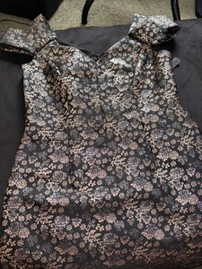 Women’s Size 6 Black And Gold Metallic Dress By Maggie London NWT - Picture 1 of 14