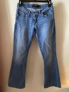 Levi’s jeans, Juniors Size 1 Short.  Low Rise, Flared - Picture 1 of 3