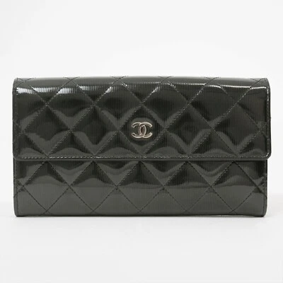 CHANEL Patent leather Enamel Matelasse Bi-fold Long Wallet Dark gray Coco Mark - Image 1 of 4