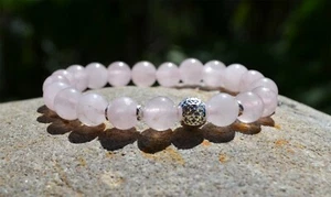Pulsera elástica con plata esterlina y cuarzo rosa. Hecho a mano. - Imagen 1 de 4