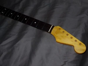 VENEER RELIC Allparts Rosewood Neck will fit vintage Stratocaster mjt SRV body - Picture 1 of 6