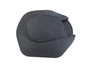 Mercedes W123 C123 Coupe A1239192620 A1239193020 belt cover right - Picture 1 of 2