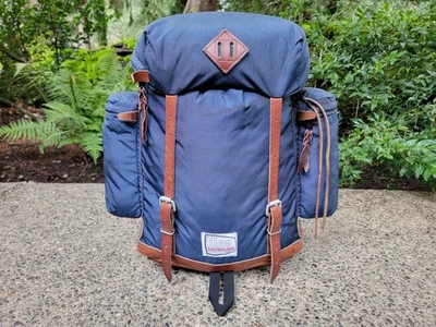 HINE SNOWBRIDGE (USA) VTG Internal Frame Leather Bottom Alpine Hiking Backpack - Image 1 of 4
