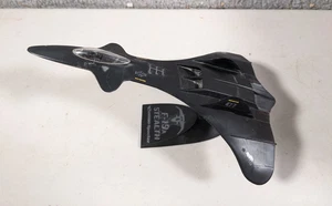 Modelo de avión militar sigiloso Lockheed Specter F-19A USAF 477 con soporte - Imagen 1 de 4