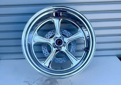 PERFORMANCE MACHINE VINTAGE 18x8.5 BILLET REAR WHEEL 250 TIRE SINGLE-SIDED HUB - Image 1 of 4