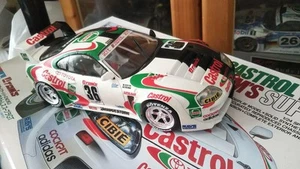 Costruito e verniciato Tamiya 1/24 Toyota Castrol Supra - Foto 1 di 4