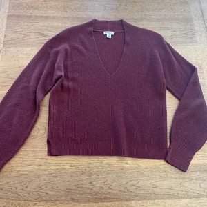 Sundance Maroon PETITE SMALL Rowan Cashmere Long Sleeve V Neck Sweater NWOT 332 - Picture 1 of 2