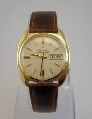 BULOVA ACCUTRON UOMO ORO 18 KT FUNZIONANTE ANNI' 70 CAL 2182 GOLD  WATCH VINTAGE - Immagine 1 di 4