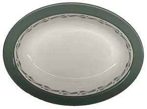 Wedgwood Halford Bone China Oval Serving/Vegetable Bowls 9 7/8” Pre-Owned Pretty - Picture 1 of 4