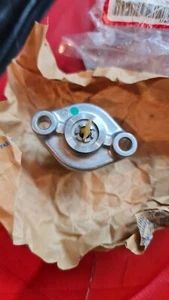 NEW GENUINE HONDA PCX125 LIFTER CAM TENSIONER 2012-13 1450KZR601 14560KZR601 - Picture 1 of 6
