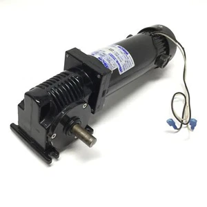 Bison 507-02-207L DC Gearmotor 90VDC, 10:1, 180RPM, 1/4HP, 55in-lbs, 5/8" Shaft - Picture 1 of 6