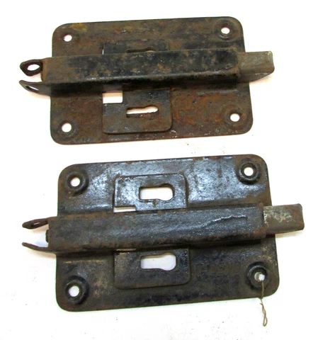 Pair Primitive Old 1900's Iron 1x4x7 Spring Latches For Antique Barn Shed Doors Cover