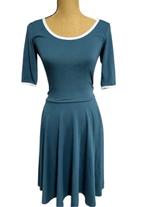 LulaRoe Nicole Ringer Dress Size XS Teal Blue White Trim Fit Flare A Line - Picture 1 of 9