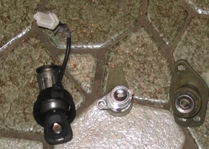 98-03 JAGUAR XJ8 XJR VDP  LOCK SET MATCHING IGNITION  LEFT DOOR TRUNK WITH KEY - Picture 1 of 6