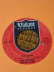 45 RPM Fastest Group Alive VALIANT 754 The Bears / Al lado en muy buen estado+ - Imagen 1 de 2