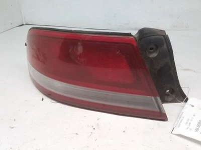 Luz trasera izquierda conductor a través de 1/92 exterior compatible con 92 MAZDA 929 396572 Foto 1 de 3