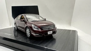1/43 Kyosho Nissan Teana J32 (Dealer Edition) - Picture 1 of 6