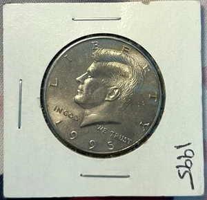 1995-P Kennedy Half Dollar zirkuliert Top Zustand - Bild 1 von 2